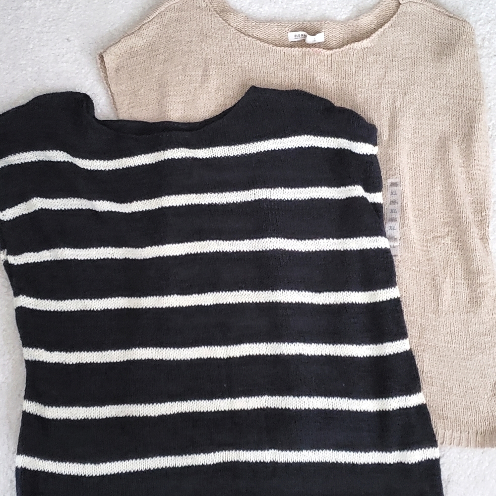 NWT OLD NAVY LOT OF 2 TOPS